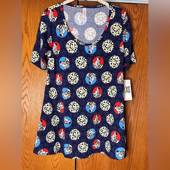 NWT Lularoe Disney Size XXSmall Perfect T Shirt Cruella DeVille Oversized - Picture 6 of 16